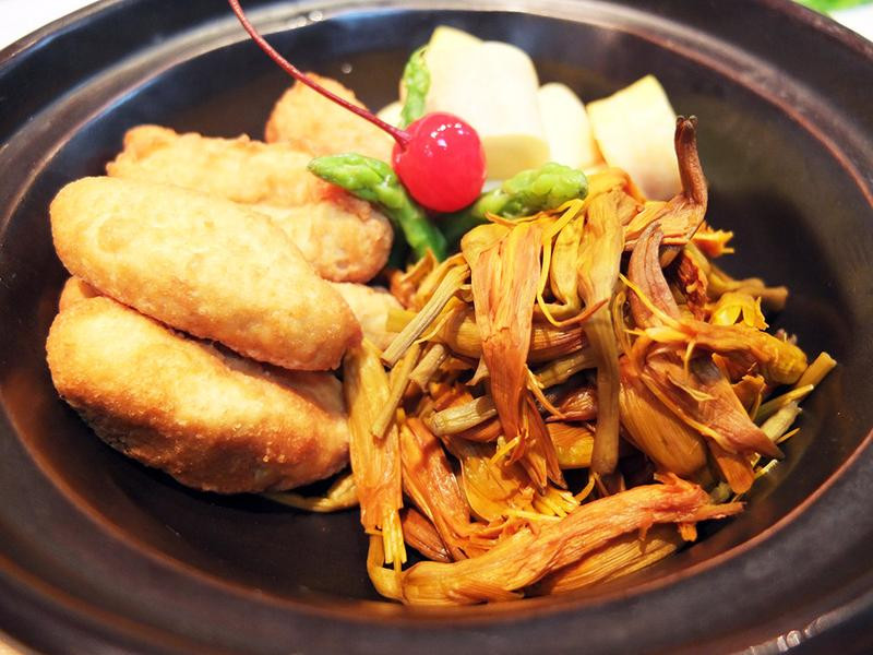 金针枇杷豆腐