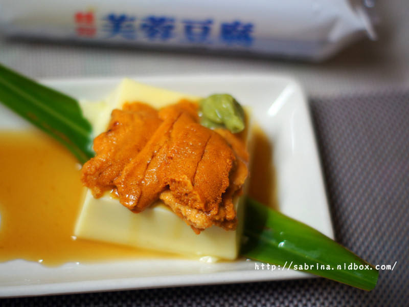 海胆豆腐佐鲜果