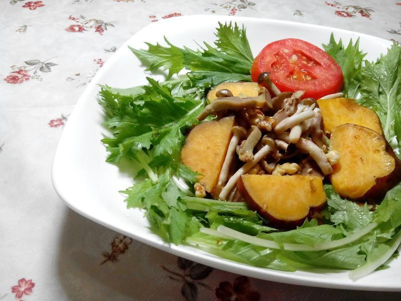 芝麻菜温沙拉