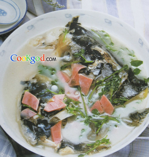 清炖鲢鱼头
