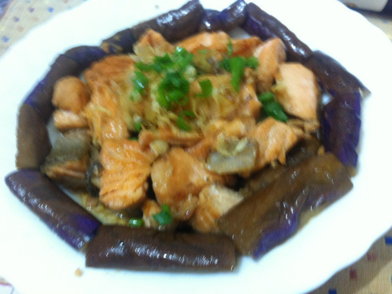 鲑鱼茄子烧