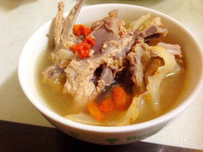天麻枸杞鸡汤