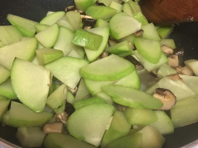 香菇佛手瓜