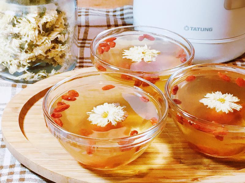 菊花枸杞茶冻