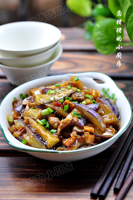 粤菜咸鱼茄瓜煲