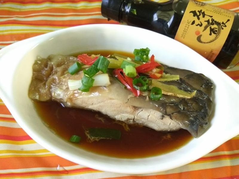 酱香蒸草鱼