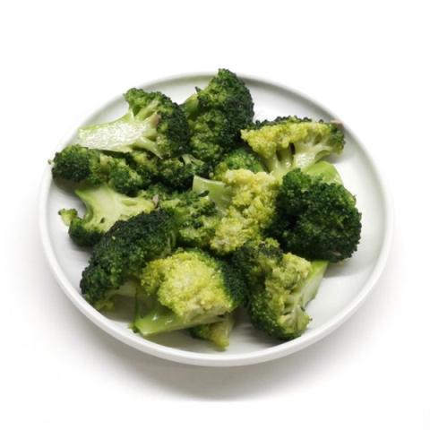 凉拌西兰花的热量